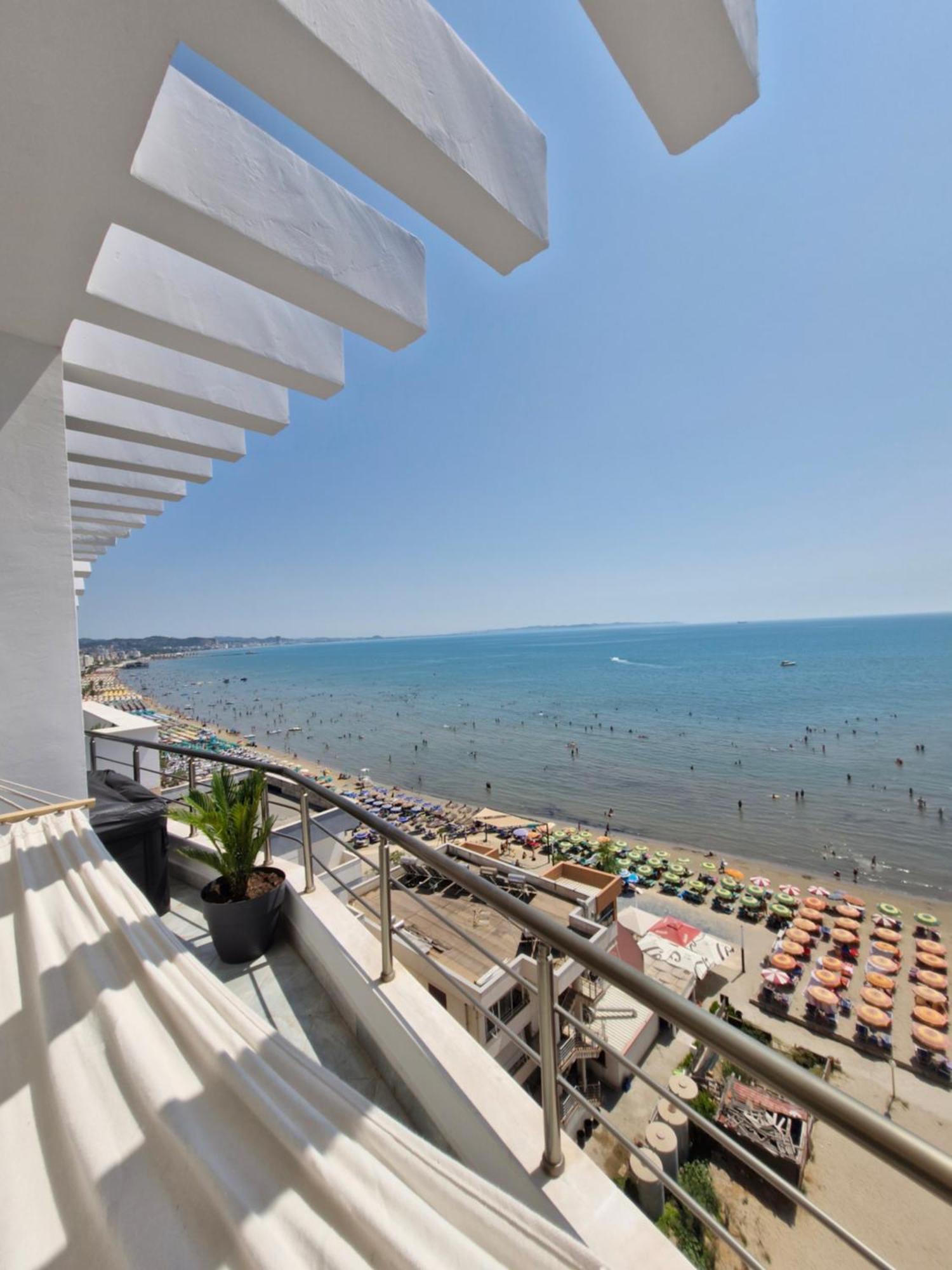 Luxury Penthouse Villa Durres Bagian luar foto