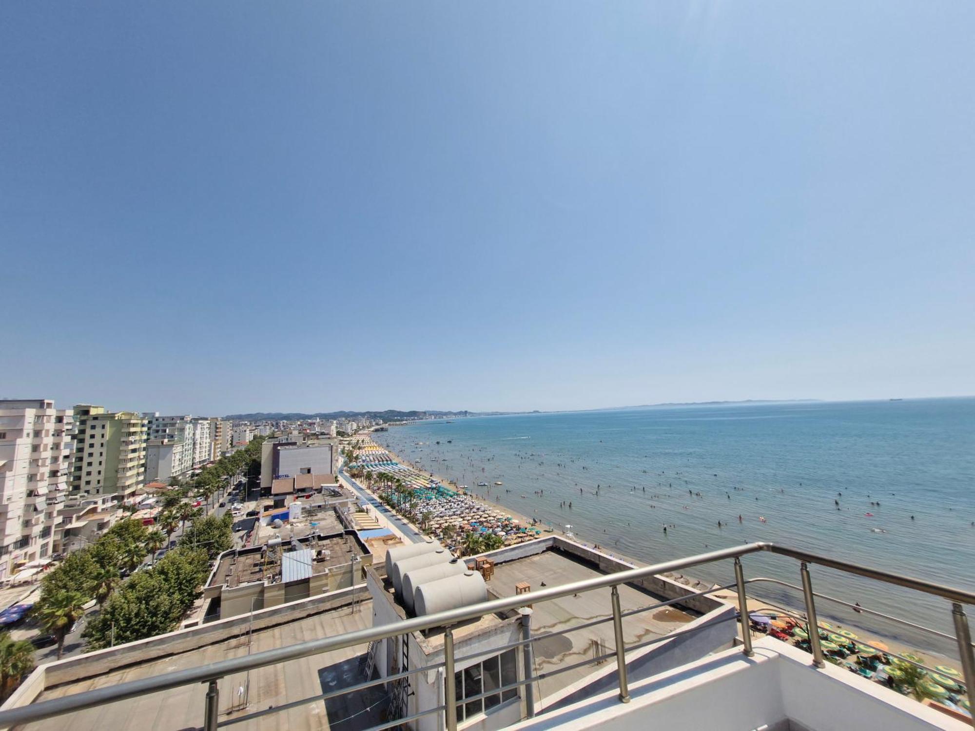 Luxury Penthouse Villa Durres Bagian luar foto