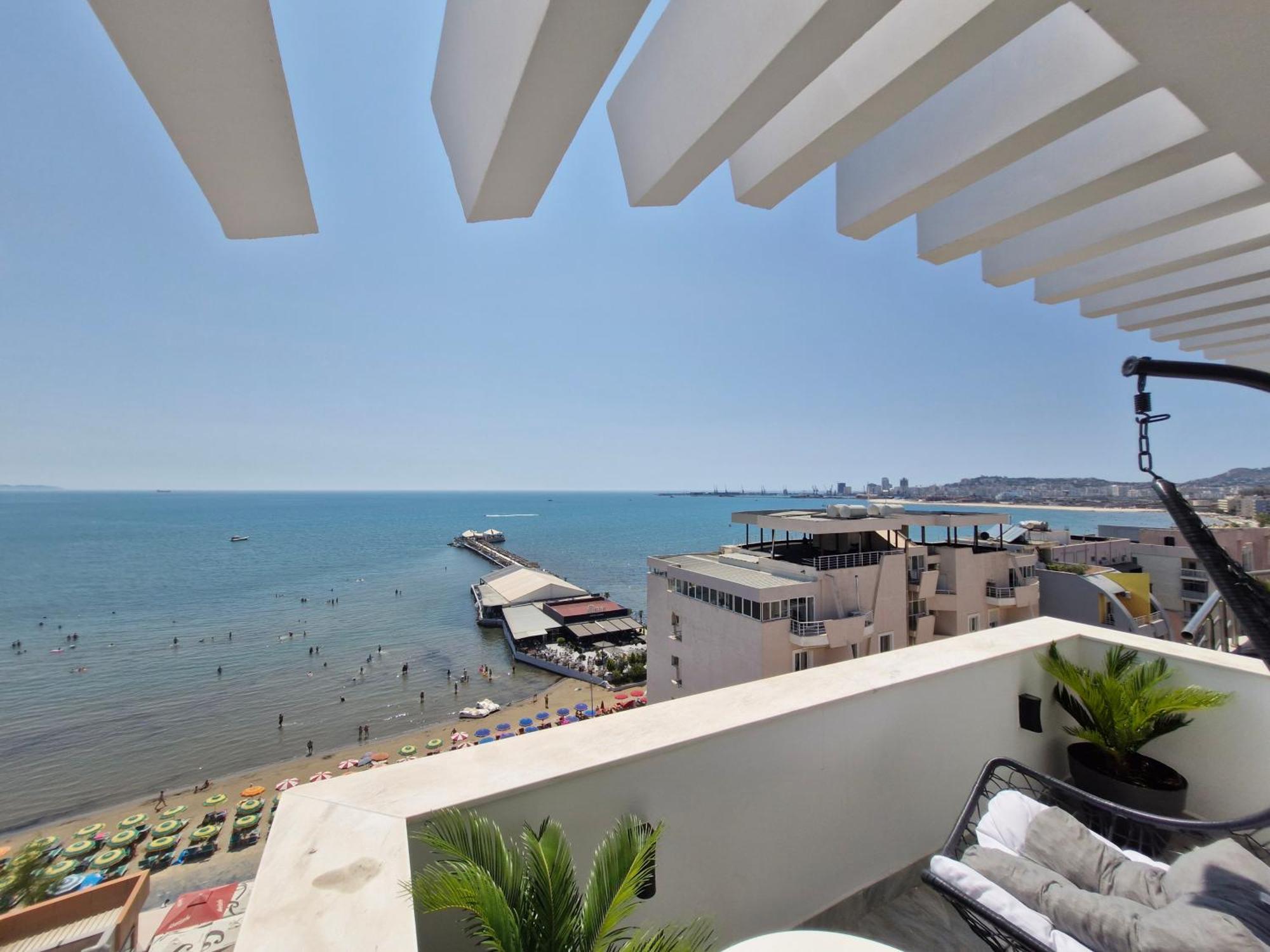 Luxury Penthouse Villa Durres Bagian luar foto