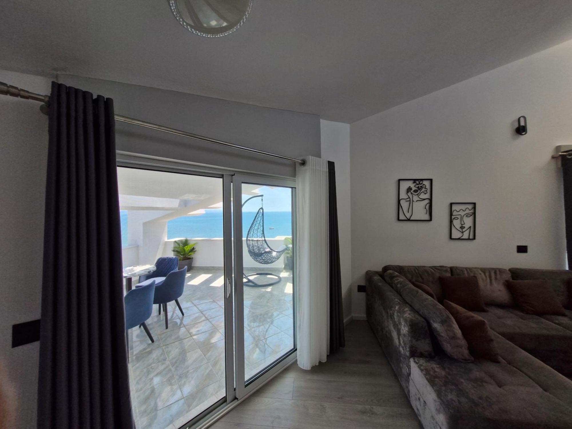 Luxury Penthouse Villa Durres Bagian luar foto