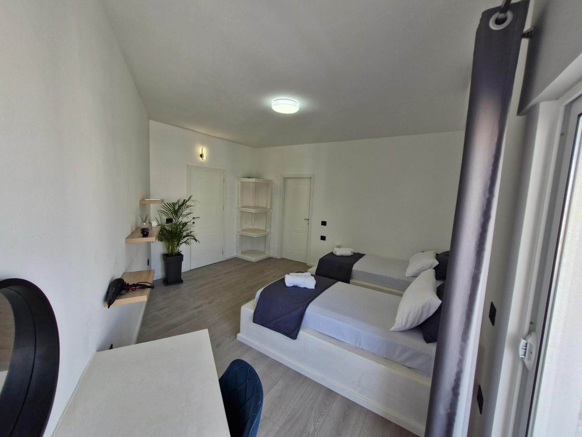 Luxury Penthouse Villa Durres Bagian luar foto